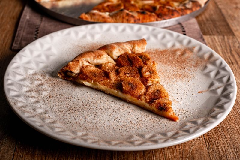 Aisha Thompson - Customer Experience Manager at Pizza factory